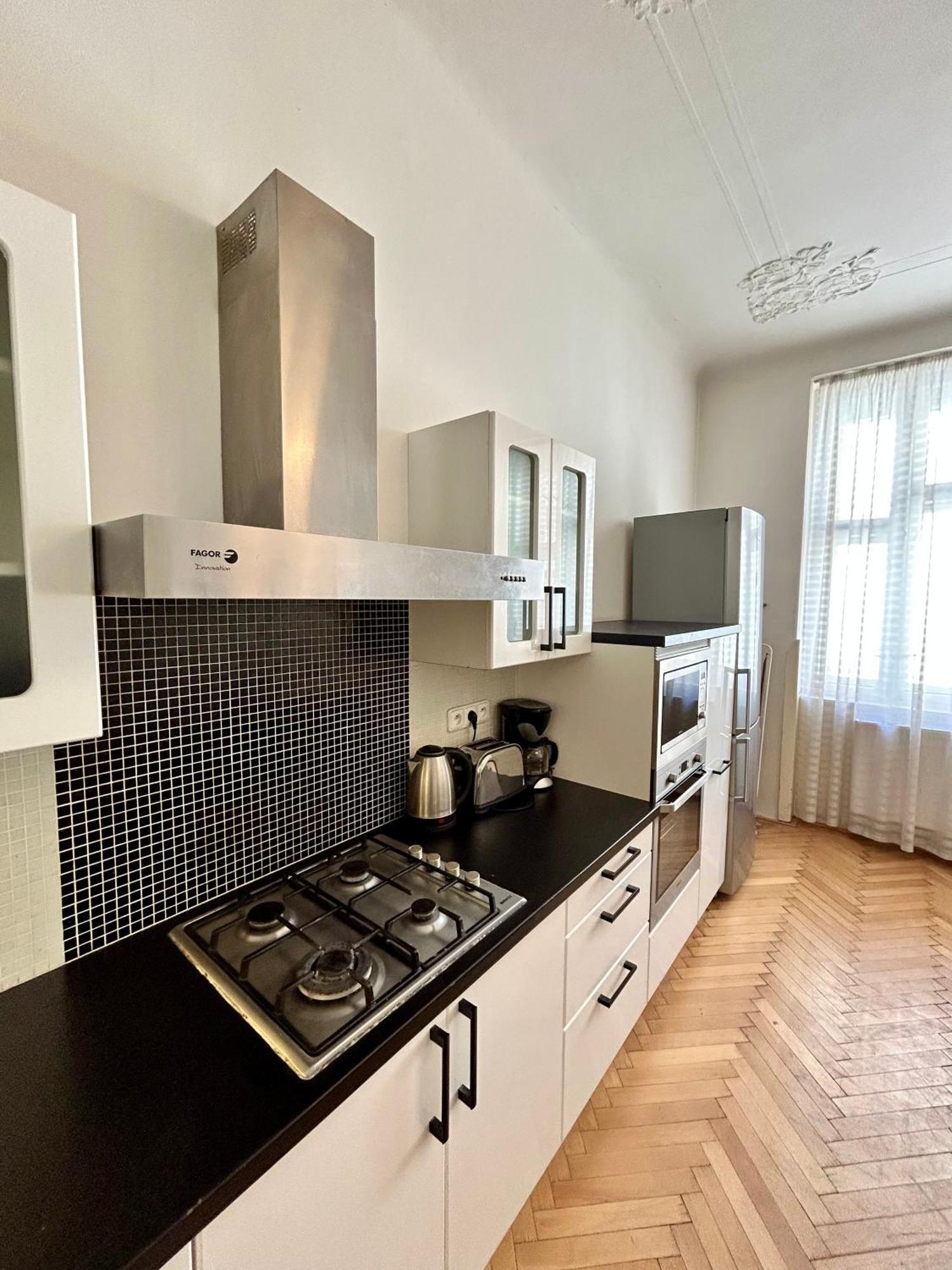Prague Central Exclusive Apartments Экстерьер фото